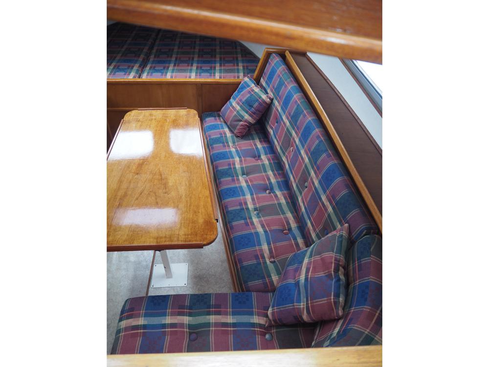 Cabin en avant, H&eacute;bergements